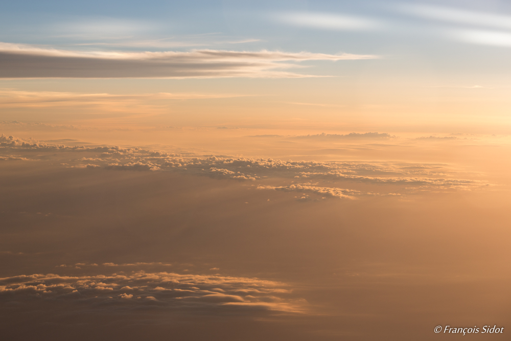 Couché de soleil dans les nuages 2